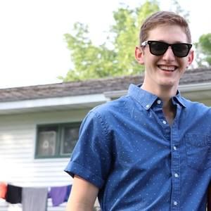 Meet your Posher, Isaac